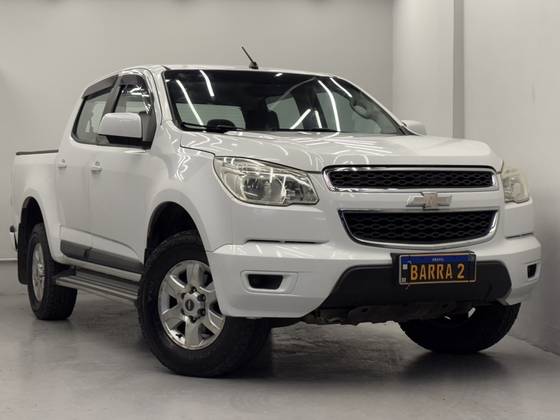 CHEVROLET S10 2.4 LT 4X2 CD 8V FLEX 4P MANUAL CHEVROLET S10 2.4 LT 4X2 CD 8V FLEX 4P MANUAL